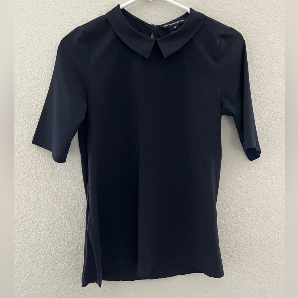 FRENCH CONNECTION Navy blouse Peter Pan collar short sleeve XS